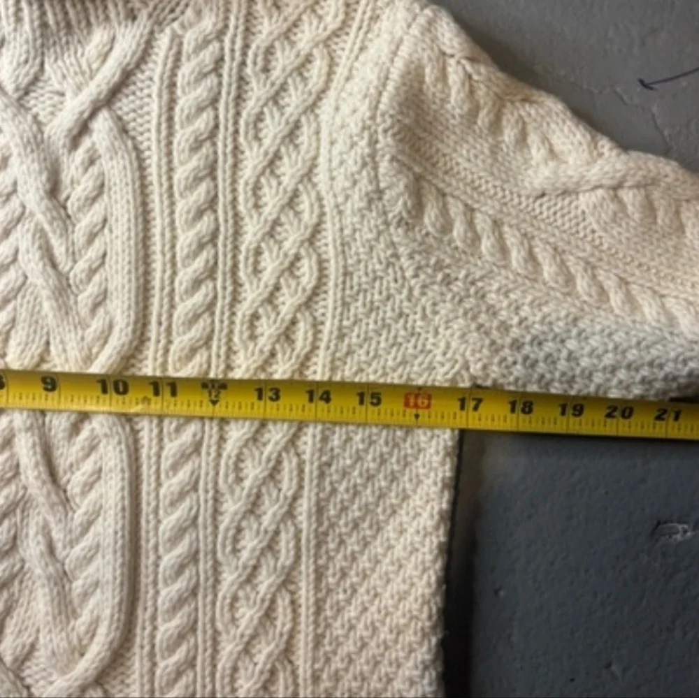 Vintage LAUREN Ralph Lauren Hand-Knit Wool Blend Cable Turtleneck - Cream - M - Picture 9 of 16